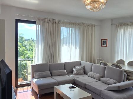 APARTAMENT 2+1