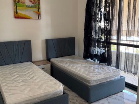 Apartament me qera 2+1+garazh prane Casa Italia