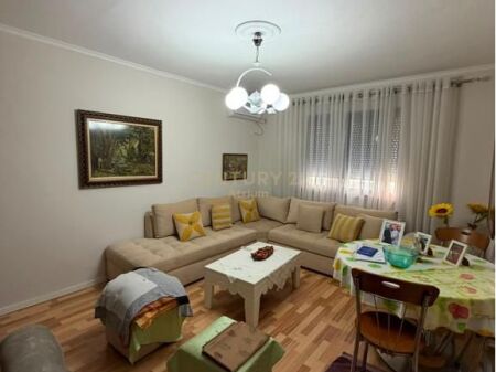 SHITET APARTAMENT 1+1 NE LAPRAKE TEK KMY!!