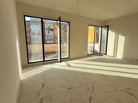 Apartment 2+1+parking space, Siri Kodra, inside the ring