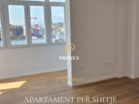 Apartment for sale 1+1 at 21 Dhjetori