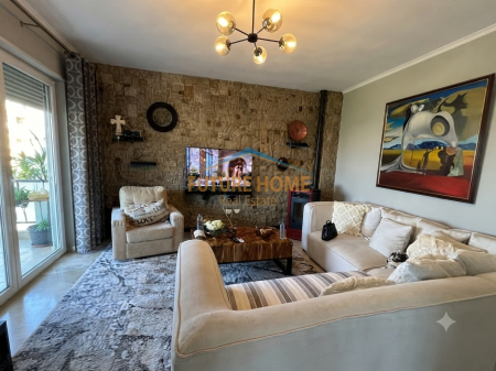 Rent, Apartment 2+1+2+ Garage, Botanical Garden, Tirana