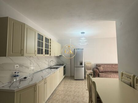  APPARTAMENTO 1+1 CON BALCONE IN VENDITA – ILIRIA, SPIAGGIA DI DURRES