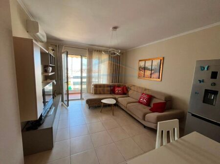 Qera, Apartament 2+1+2 Galaktiku, Durres