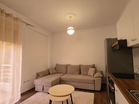 🏡 Appartamento 1+1 in affitto  📍 Vicino al Lago Artificiale, adiacente al Giardino Zoologico
