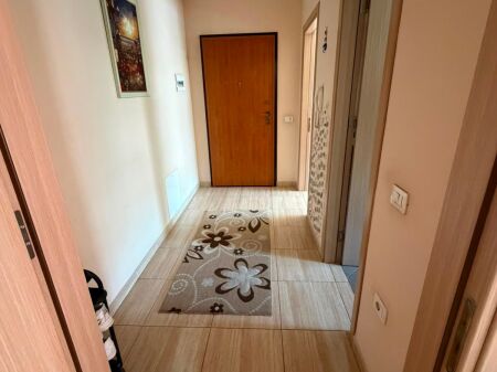 Floor villa for rent at Sravri Themeli