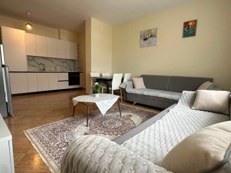 Apartament 2+1 per qira tek Rr.Kosovarve