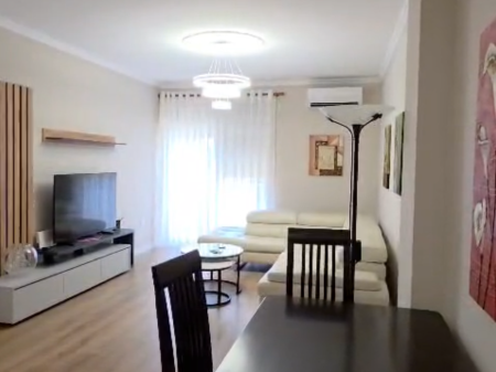 Appartamento 1+1 in affitto al 9° piano