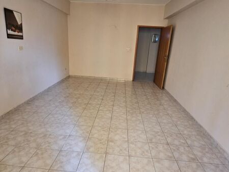 Pranë Rrugës së Kosovarëve, Shitet Apartament 2+1 Ne Zone Elitare!