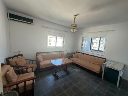 Shitet Apartament 2+1+2 ne Durres