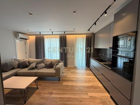 Premium Apartment 1+1 + Parking – Donika Center, Tirana