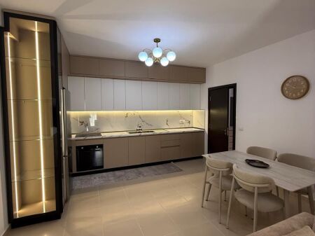 Rent | Apartament 2 + 1 + Ballkon | Ali Demi | 750 €/month