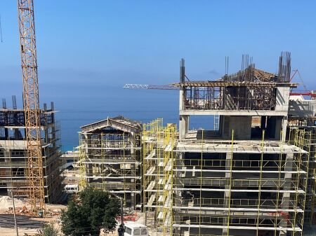 Shitet apartament 1+1 ne Square Village Santorini 2 ,Dhermi