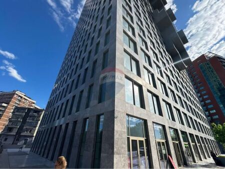 AMBIENT KOMERCIAL PER QIRA TEK DOWNTOWN ONE!