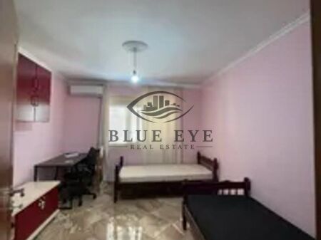 Apartament 2+1 me qera në Bulevardi Dyrrah, Durrës!