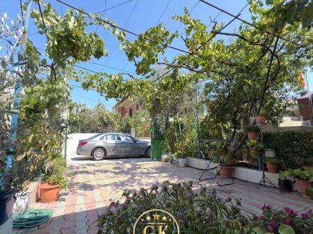 IN VENDITA Casa Privata • 150.000€      •  Ex Këneta a 500 Metri dalla Stazione di Servizio Eida