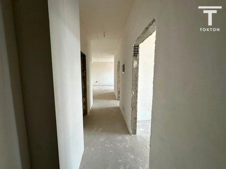 SHITET, APARTAMENT 2+1, ISH FUSHA E AVIACIONIT, TIRANË