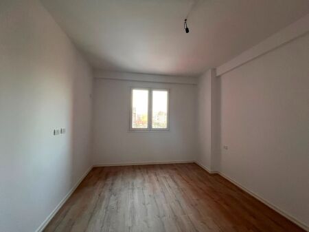 Appartamento 1+1 in Vendita – vicino all'Ospedale Americano 3 - vicino a KMY Yzberisht   ID 5302