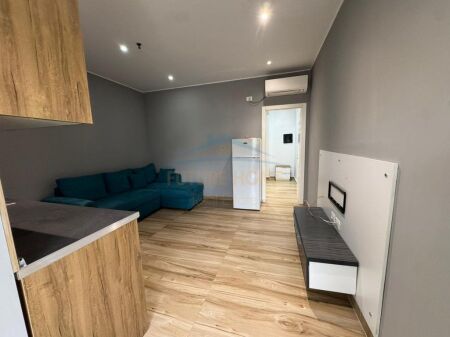 Disponojmë apartament 1+1 për Shitje.