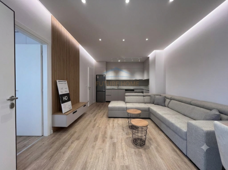 Affitto, Appartamento 1+1, Residenza Erli, Porcelana