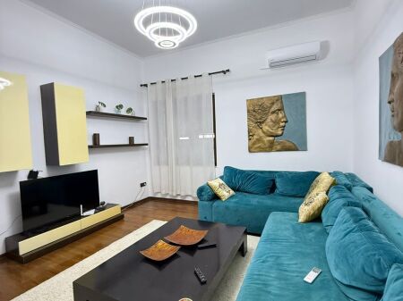 Apartment 2+1 for rent at Barrikadat
