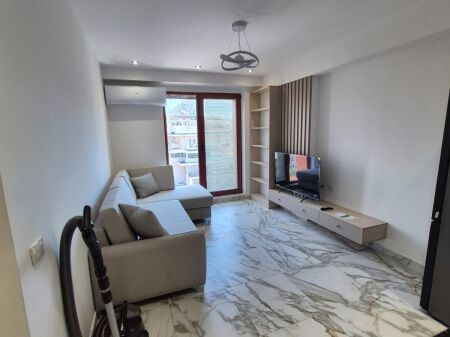 Apartament 1+1 per qira tek Rruga e Kavajes.  