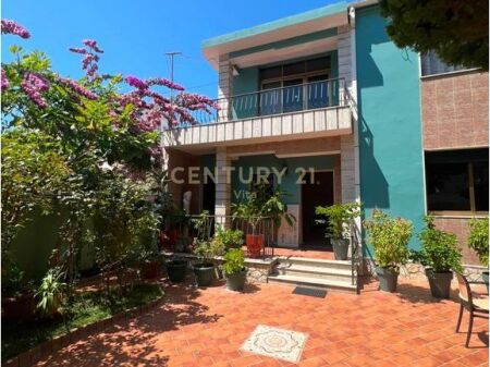 VILLA SU DUE PIANI IN VENDITA A DURRËS!! 370.000 €