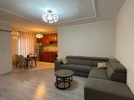 Affitto, Appartamento 2+1, Via Dritan Hoxha, Tirana . Empire72654