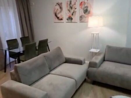 Apartament 1+1 per shitje pas Globe