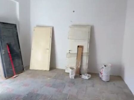 Sale | Magazinë | Xhamlliku | 60000 €