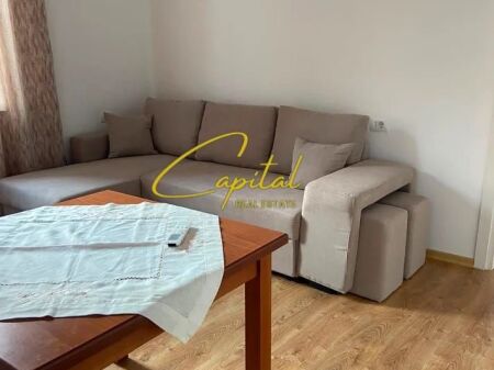 APARTAMENT ME QIRA 1+1 QENDER 65.000 LEKE
