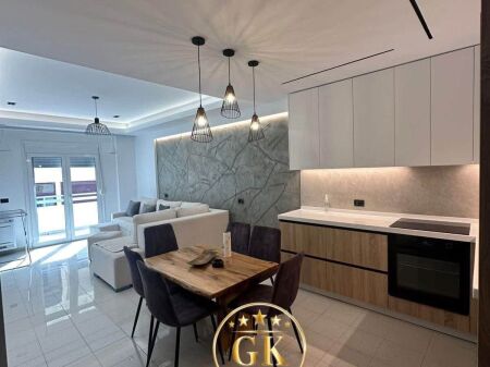🏡 APPARTAMENTO IN AFFITTO 2+1 CON BALCONE – SPIAGGIA, DURRES