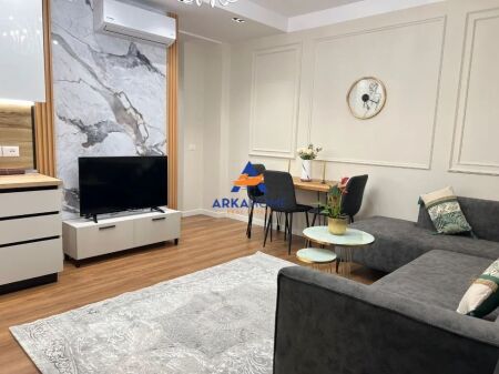 JEPET APARTAMENT 1+1 + BALLKON ME QERA " LIQENI I THATË " 680 €
