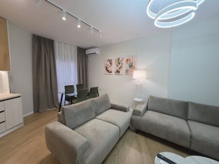 Apartament 1+1 per shitje, Perballe Delijorgjit !