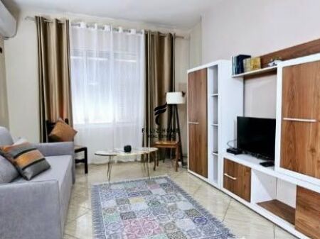 APARTAMENT ME QERA 1+1 RRUGA E KAVAJES 60.000 LEKE FH-87510