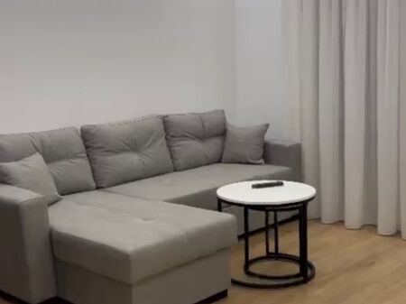 Jepet me qira 1+1 Astir te Klensi 500 mije leke