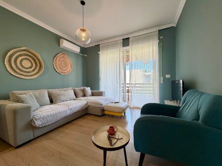IN VENDITA appartamento 2+1 Complesso "LURA", Gjiri i Lalzit