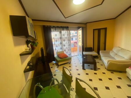 Apartament 2+1 per shitje ne Astir prane Bar Artistit