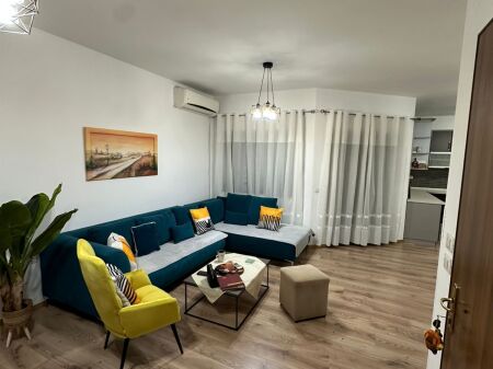 Kodra E Diellit - 2+1 Modern Apartment for Rent Near the Municipality Overpass