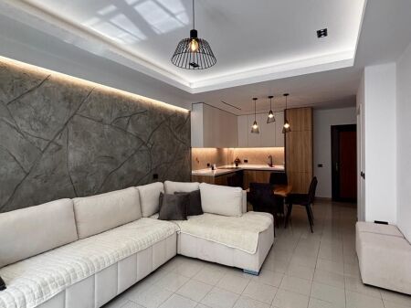 Jepet me qira apartament 2+1 ne Plazh,Durres!