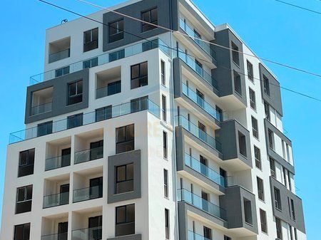 Shitet, Apartament 1+1, Bulevardi Migjeni, Unaza e Re.