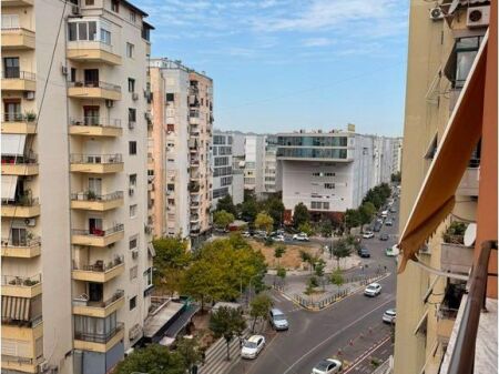 FOR RENT 2+1 APARTMENT SUITABLE NEAR THE PARIS COMMUNE !