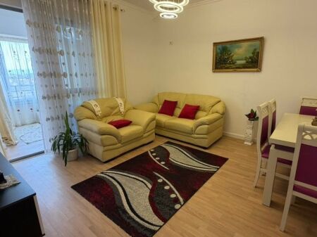 Shitet Apartament 1+1 Fresk, Tiranë