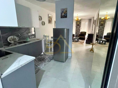 Appartamento 2+1 in Affitto – 5 Maji, Tirana