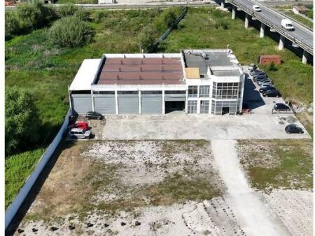 FOR RENT SERVICE/ MULTIFUNCTIONAL BUILDING WITH 10,000 M² LAND IN VORE