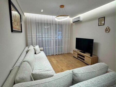 Apartament 2+1 plus post parkimi me qira tek Kika 3!