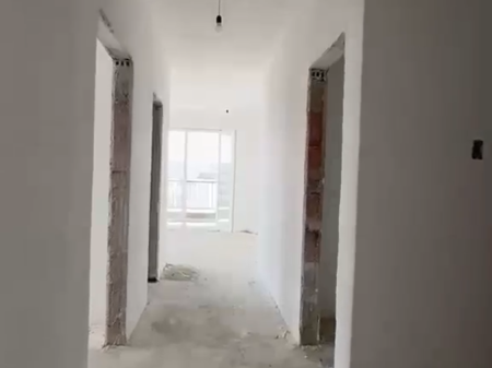 Apartament 2+1+2 per shitje Univers City !