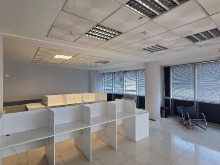 Business premises for rent at Selvia, Rruga e Dibres.