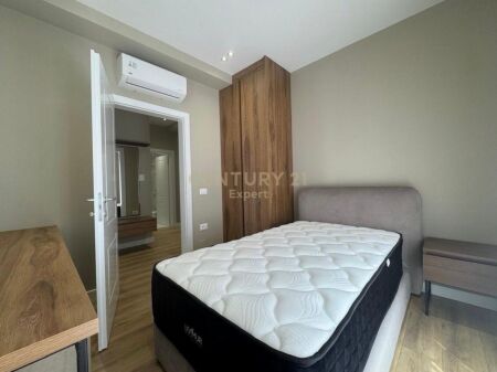 FOR RENT MODERN DUPLEX + PARKING AT THE DRY LAKE