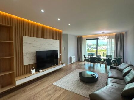 Apartament per shitje 2+1+2+2 poste parkimi